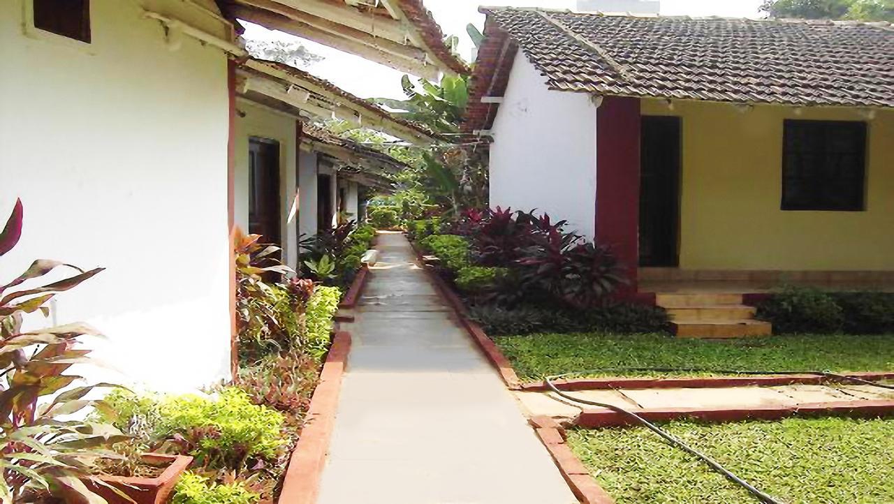 Lamour Beach Resort Benaulim Bagian luar foto