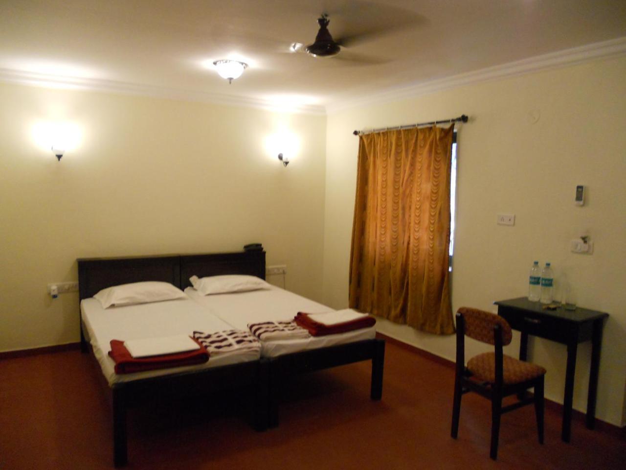 Lamour Beach Resort Benaulim Bagian luar foto