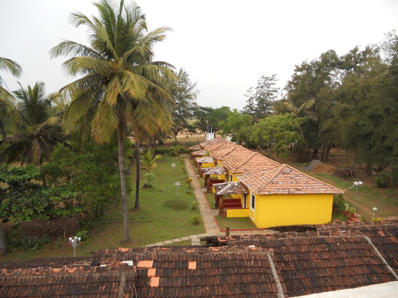 Lamour Beach Resort Benaulim Bagian luar foto