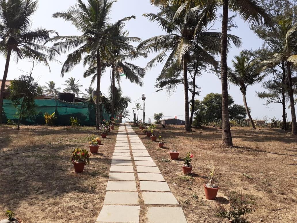 Lamour Beach Resort Benaulim Bagian luar foto